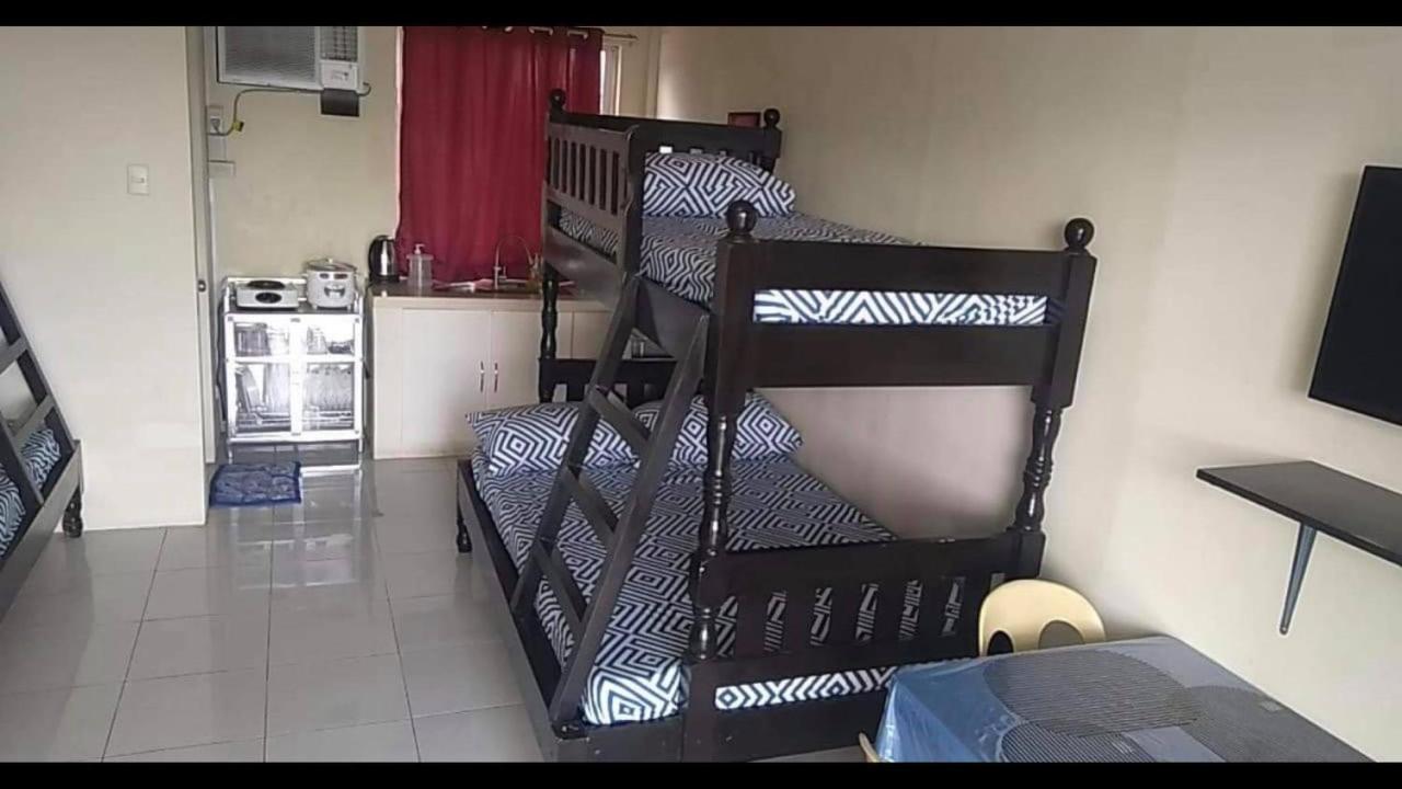 Rv3 Transient House Hotel อังเฮเลส ภายนอก รูปภาพ