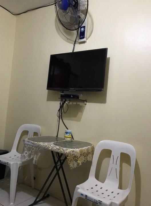 Rv3 Transient House Hotel อังเฮเลส ภายนอก รูปภาพ