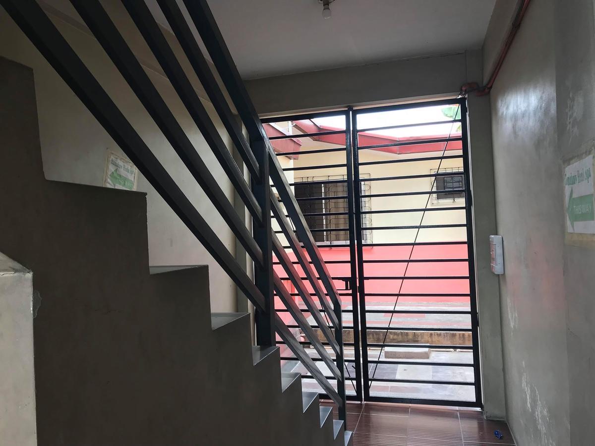 Rv3 Transient House Hotel อังเฮเลส ภายนอก รูปภาพ